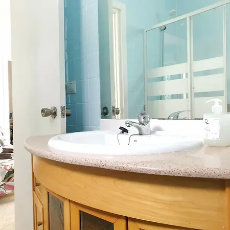 Sunny Malaga Centre Flats, 2 Options, With Balcony Or Terrace